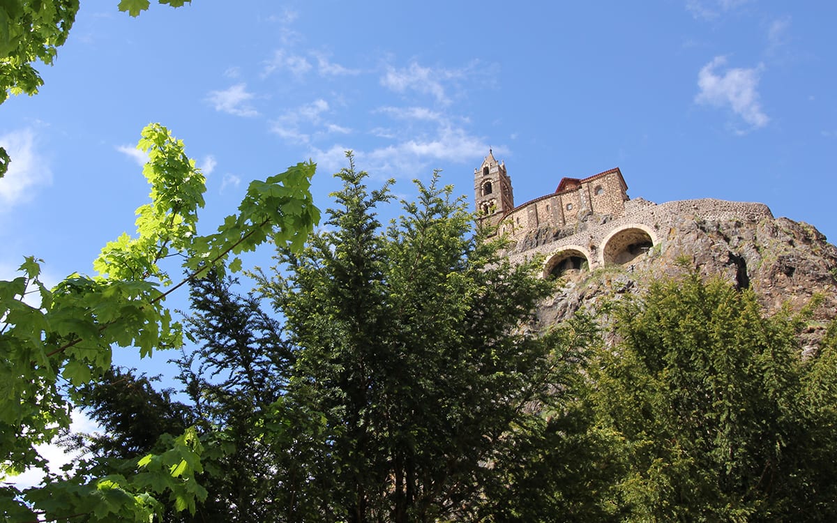 Le rocher Saint-Michel d'Aiguilhe au Puy-en-Velay - SDelaunay