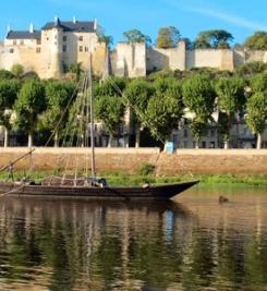 Château de Chinon au bord de la Loire