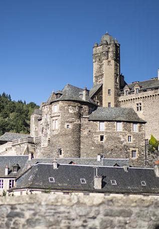 T. Vattard Estaing et son château