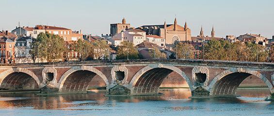 Toulouse et la Garonne sur le chemin d'Arles