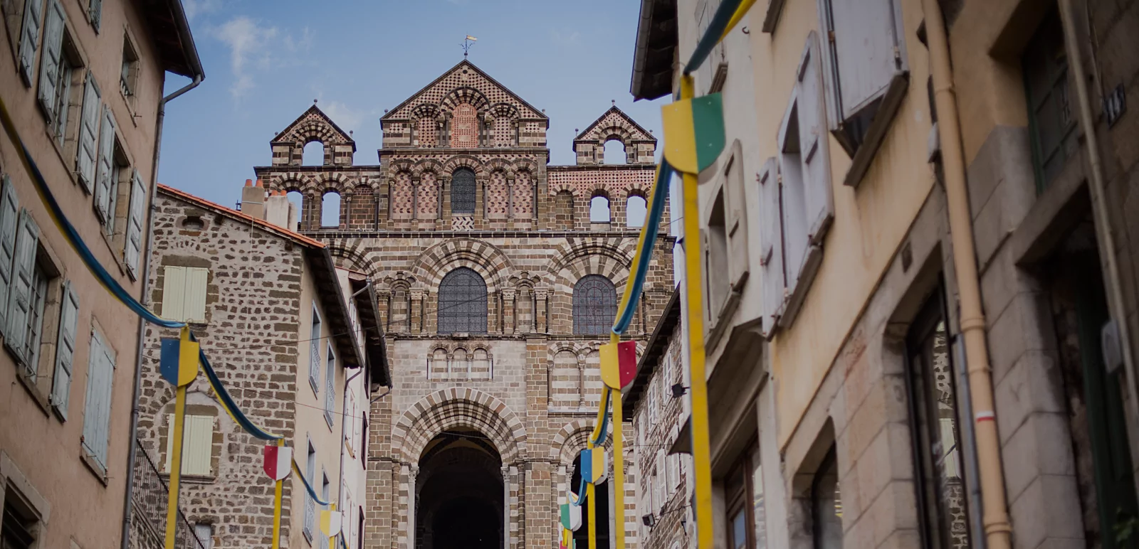 La cathédrale du Puy, point de départ de la Via Podiensis