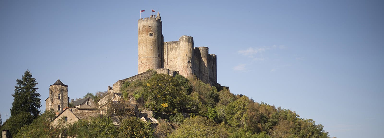 La forteresse de Najac entre Conques et Toulouse