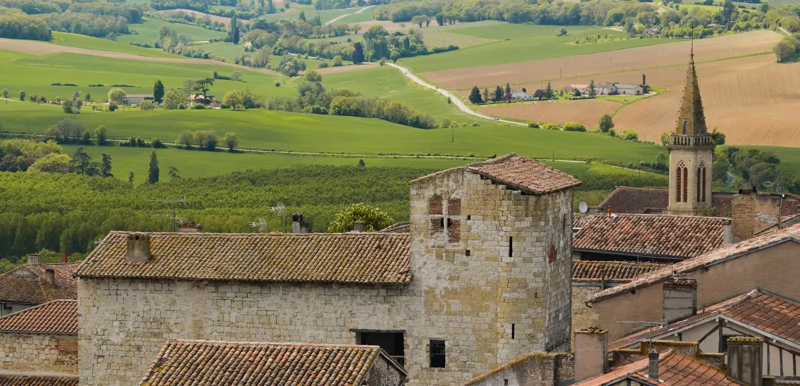 Dans le Gers, sur la voie du Puy-en-Velay - PMoulin - AdobeStock Dans le Gers, sur la voie du Puy-en-Velay - PMoulin - AdobeStock