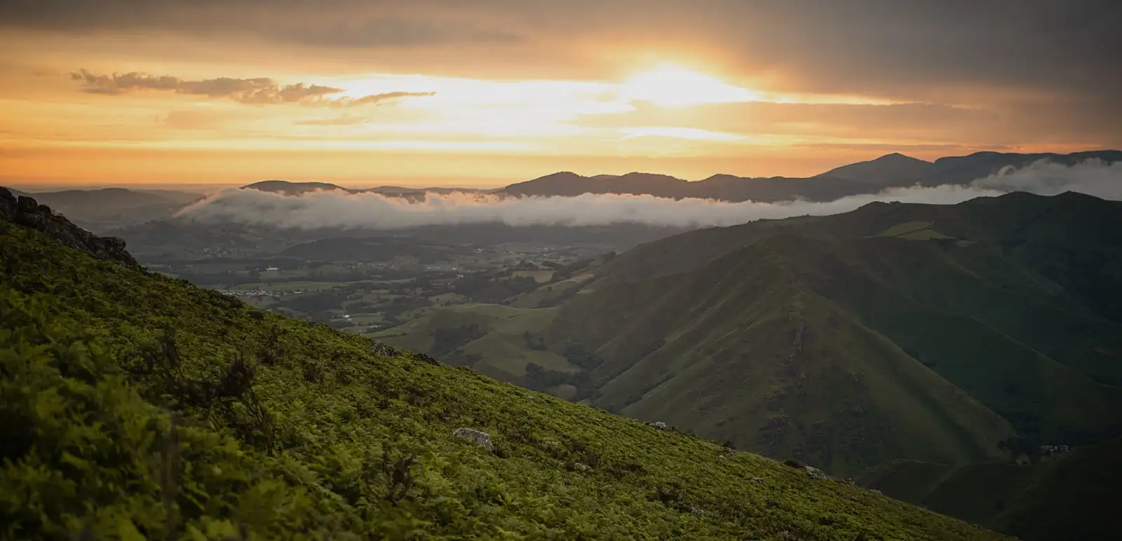 Paysages du pays basque sur le chemin de Compostelle Paysages du pays basque sur le chemin de Compostelle