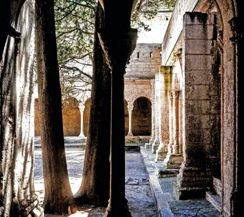 arles