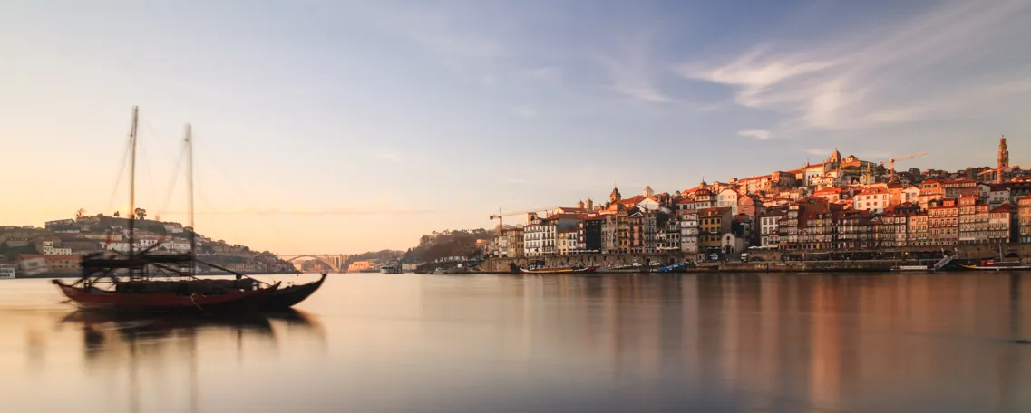 alejandro-pinero-amerio-unsplash Porto