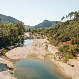 le-gardon-entre-Saint-Jean-du-gard-et-Anduze