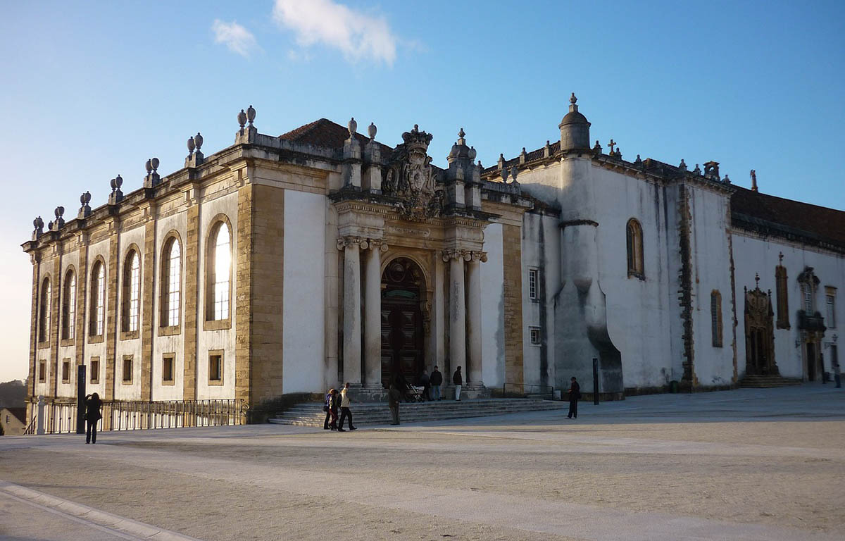 Université de Coimbra au Portugal - AdobeStock