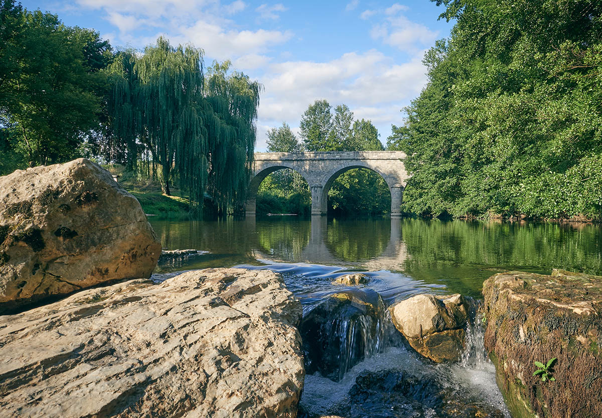 La rivière Céle dans le Lot, variante du chemin de Compostelle