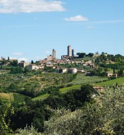 Vue sur la commune de San-Gimignano