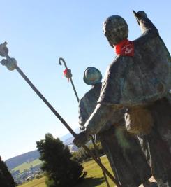 Sculptures de pèlerins du Monte do Gozo