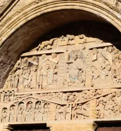 Sculpture du tympan de l'abbaye de Conques