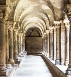 AdobeStock Architecture du Puy-en-Velay
