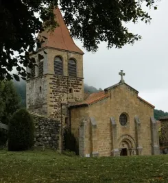Village sur le chemin de Compostelle