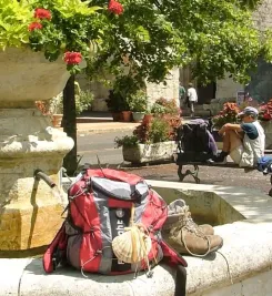 Moment de repos sur le chemin