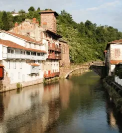 Passage par Saint-Jean-Pied-de-Port