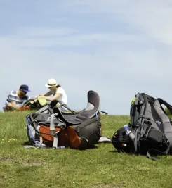 Pélerins profitant de leur pause déjeuner