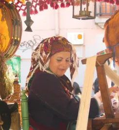 Fête traditionnelle à Leon