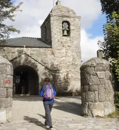 Passage par la ville d'O Cebreiro