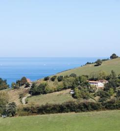 Sur les hauteurs de la commune de Deba