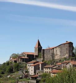 Vue sur la commune de Saint-Privat d'Allier