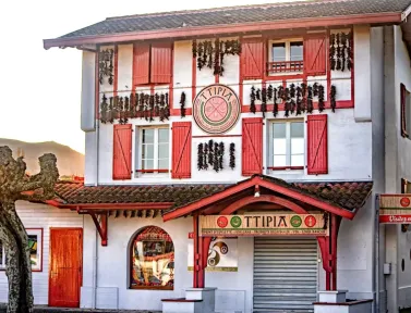 Passage par le village d'Espelette