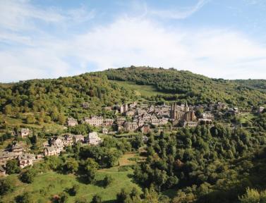 Vue sur la commune de Conques