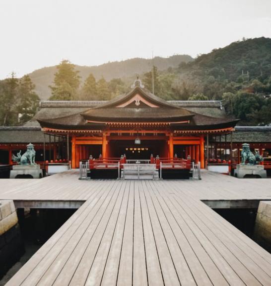 Itsukushima Shrine sanctuaire shinto situé dans la ville de Hatsukaichi sur l'île d'Itsuku