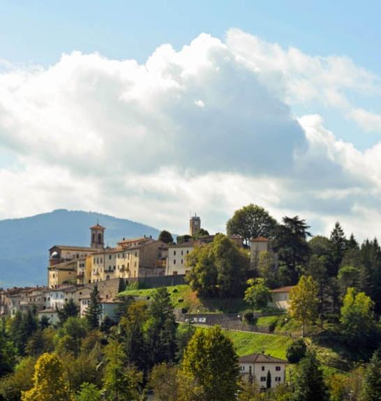 Vue sur la commune italienne Citerna